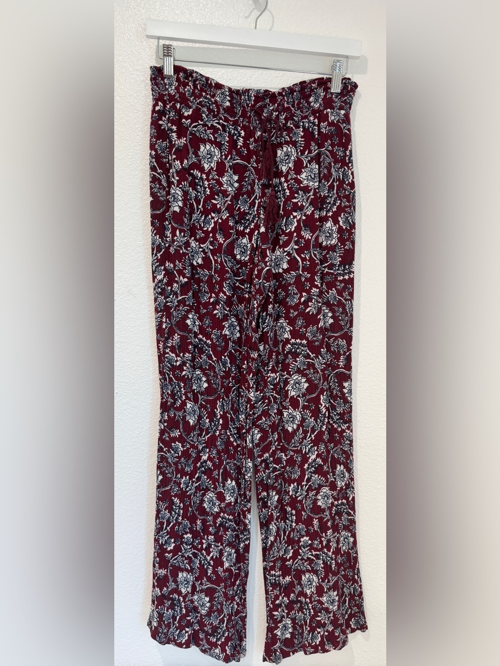 Ivy + Main Floral Smocked Elastic Waist Straight Leg Pant Burgundy Tassel Boho M